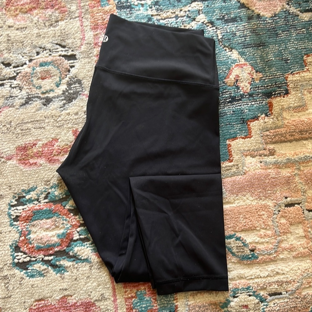 Lululemon wunder under